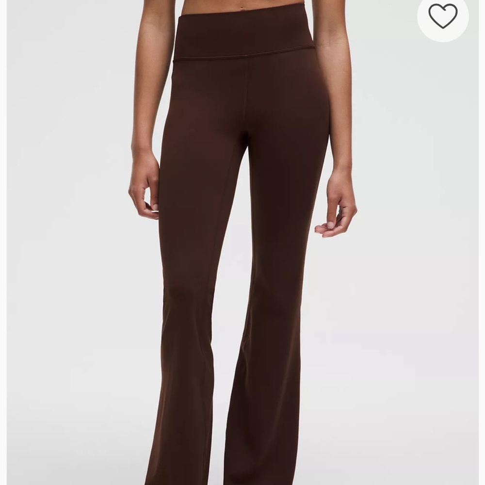 Lululemon Groove Nulu High-Rise Flared Pant
Regular